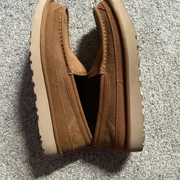 UGG | Shoes | Mens Uggs Dex Slip Ons Size Mens Us | Poshmark display picture 1